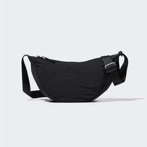 Uniqlo Black Round Mini Shoulder Bag